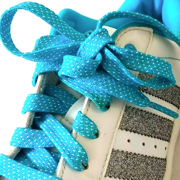 Adidas White and Teal Runners Size 1.5 - Picture 8 of 8